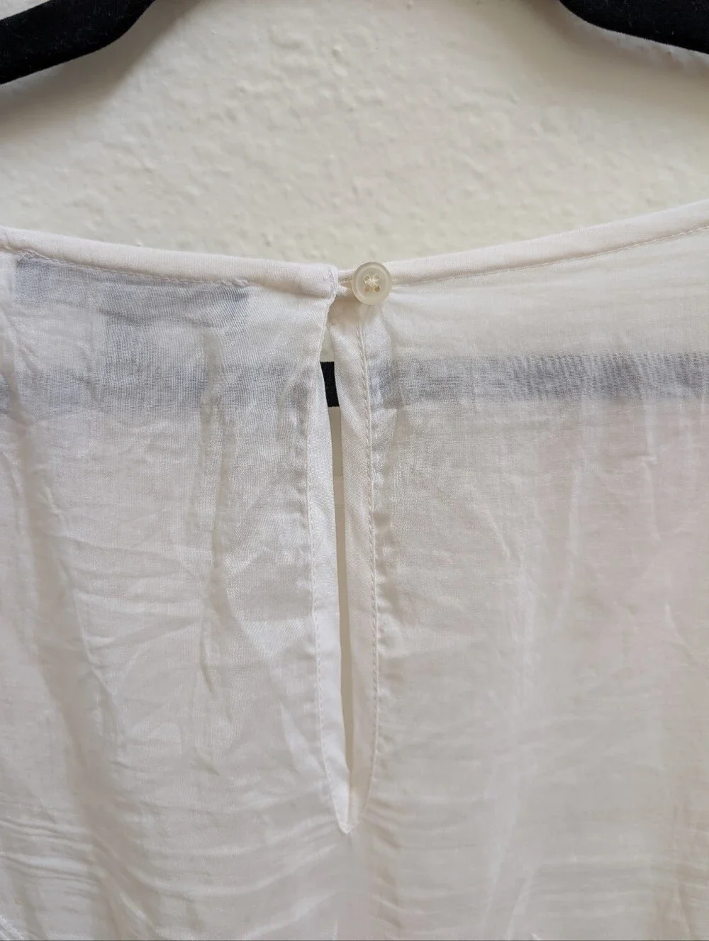 ❌SOLD❌ Banana Republic Silk Eyelet Lace Blouse
